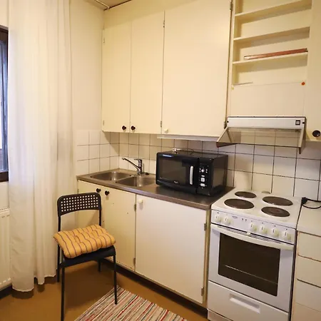 Libo-apartment, Juont 3 *